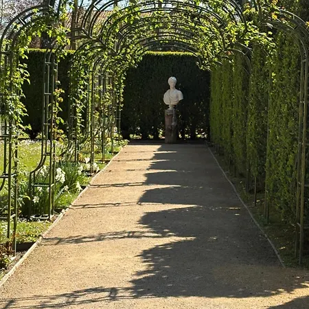 Les Hirondelles * Eugenie-les-Bains
